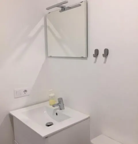 Amplio En Mareverde アパート アデヘ